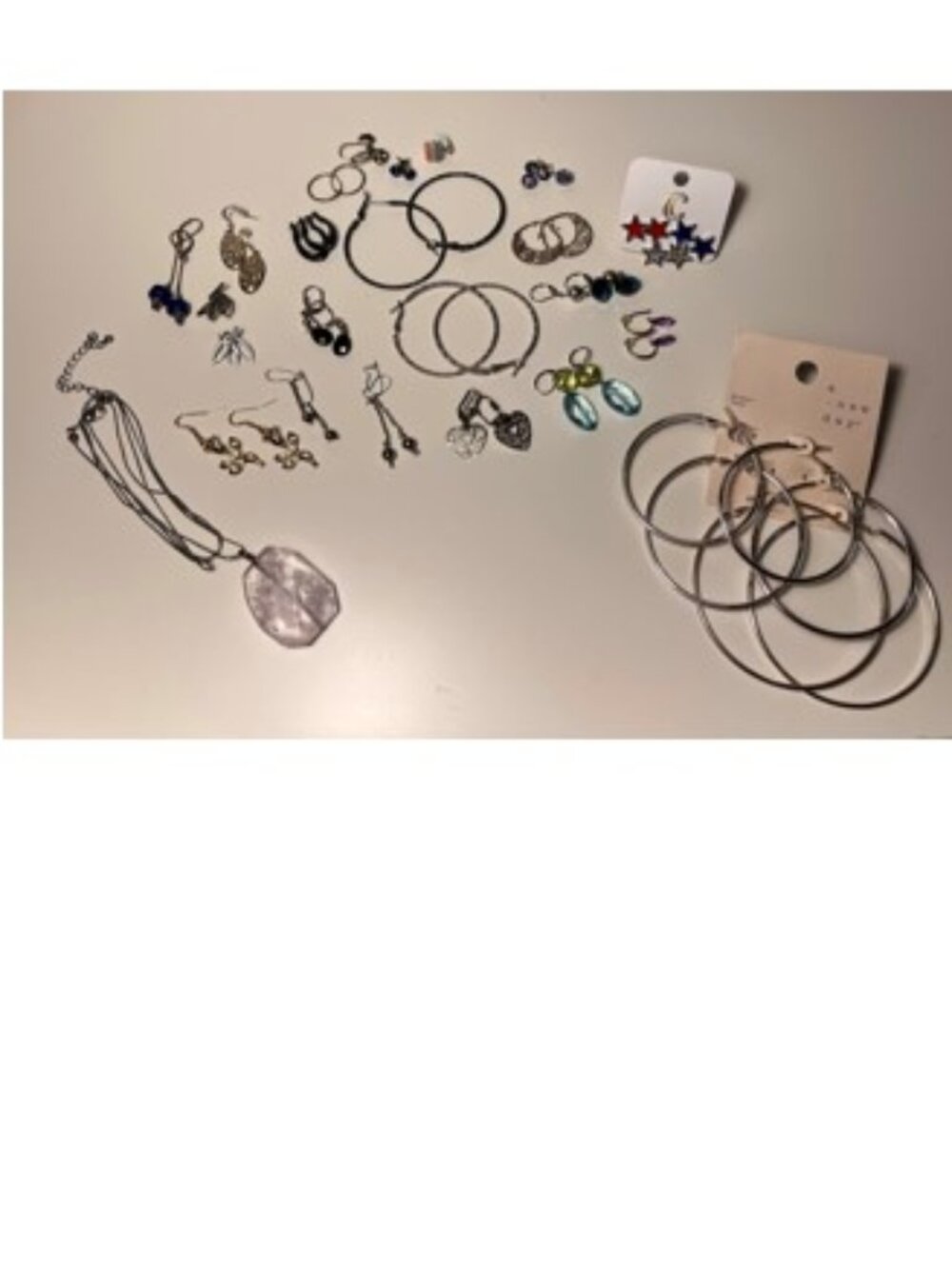 EUC - Lot of Jewelry - 27 pair of earrings/1 necklace